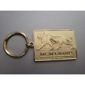 Vintage Keychain MGM GRAND Las Vegas Players Club Gold Tone Souvenir Holder Fob
